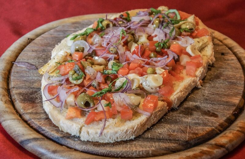 Bruschetta_de_fruits_frais_avec_crème_orange_miel