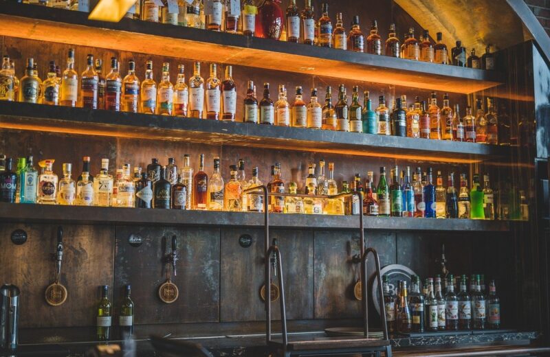 Ouvrir_un_bar:_les_étapes_à_suivre